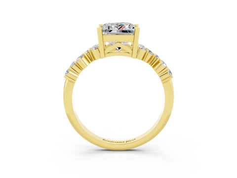 Yellow gold Princess Cut Diamond Cluster Pavé Band with Four-Prong Setting_14