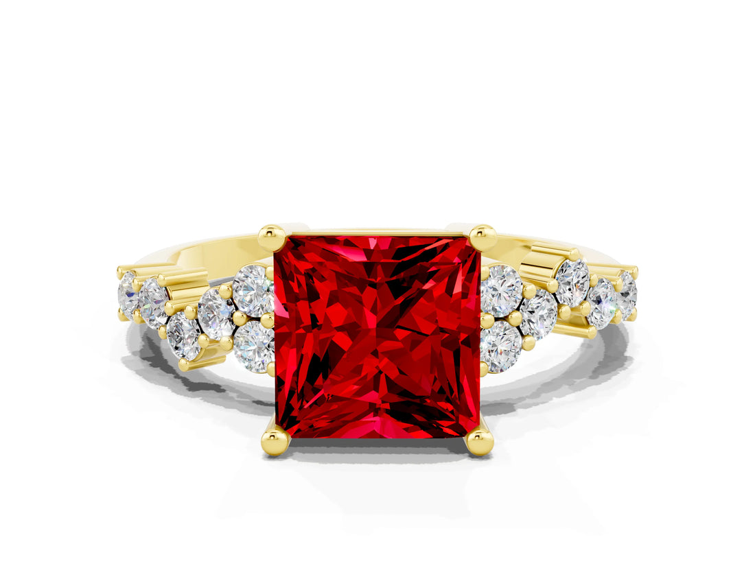 Yellow gold Princess Cut Diamond Cluster Pavé Band with Four-Prong Setting_18