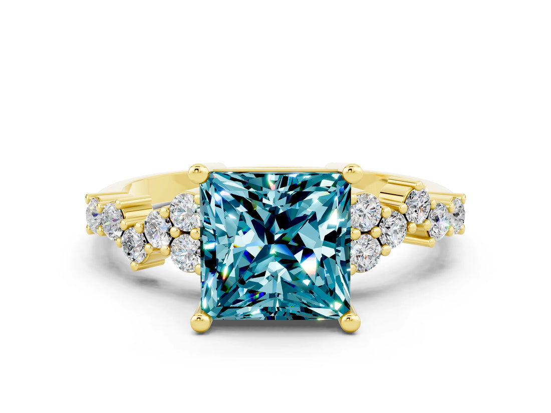 Yellow gold Princess Cut Diamond Cluster Pavé Band with Four-Prong Setting_22