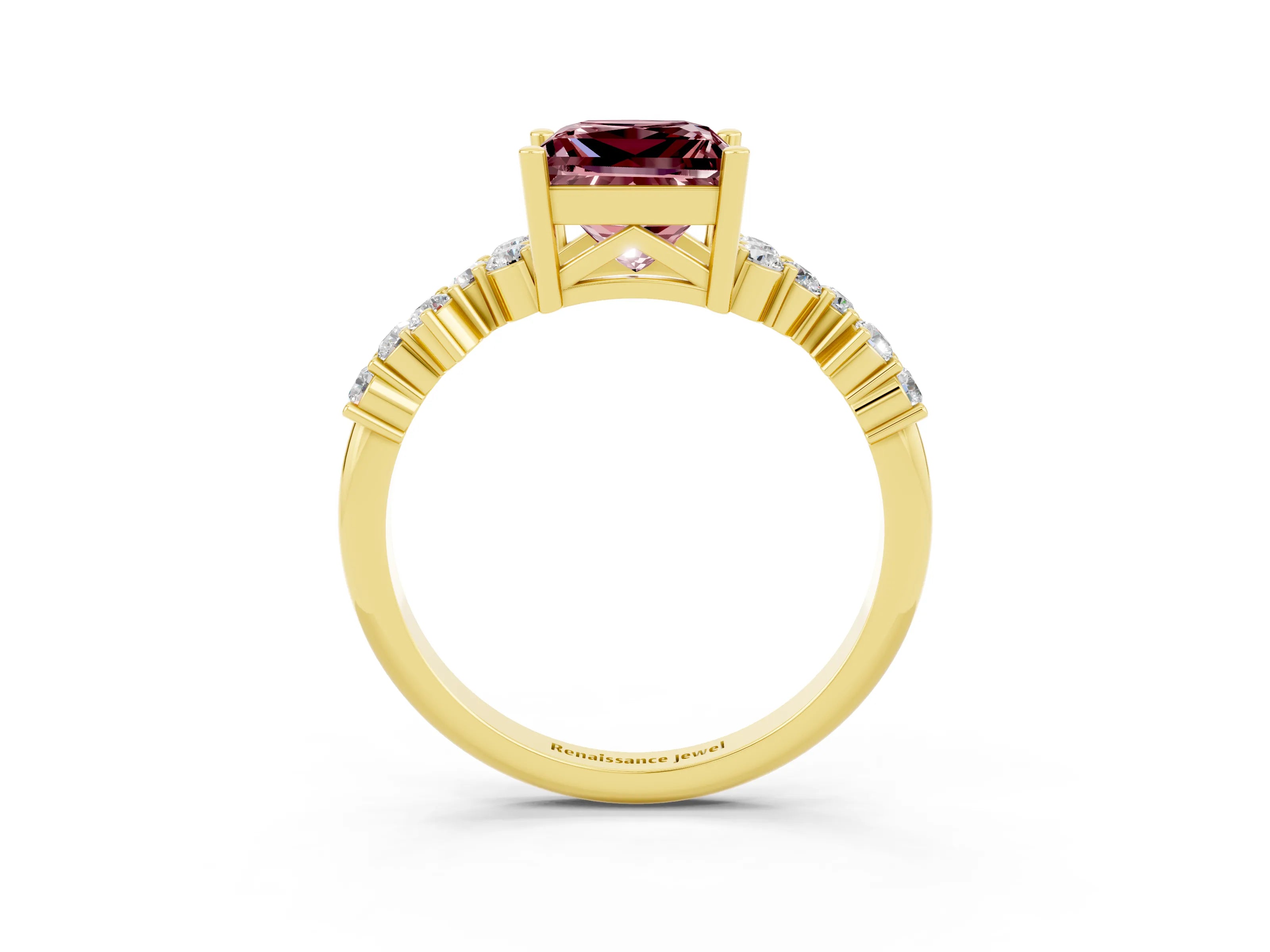 Yellow gold Princess Cut Diamond Cluster Pavé Band with Four-Prong Setting_3