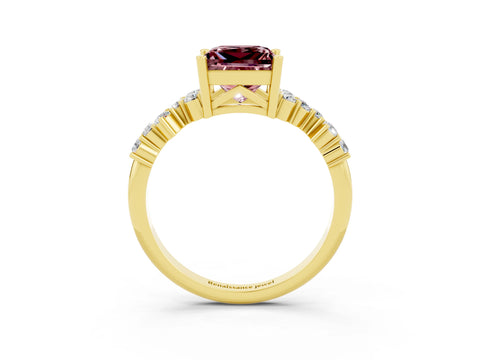 Yellow gold Princess Cut Diamond Cluster Pavé Band with Four-Prong Setting_3