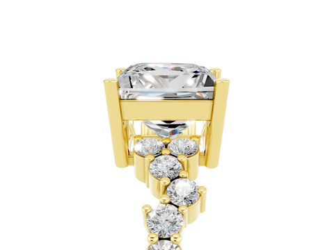 Yellow gold Princess Cut Diamond Cluster Pavé Band with Four-Prong Setting_5