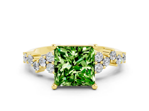 Yellow gold Princess Cut Diamond Cluster Pavé Band with Four-Prong Setting_6