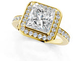 Yellow gold Princess Cut Diamond Halo Ring with Bezel Frame and Pavé Band_4