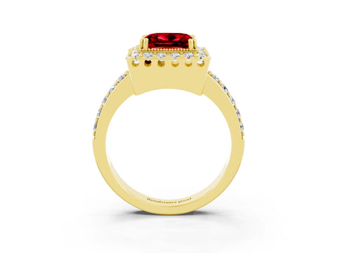 Yellow gold Princess Cut Diamond Halo Ring with Pavé Band and Prong Setting_3