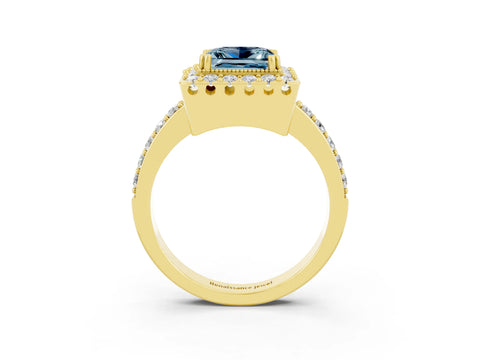 Yellow gold Princess Cut Diamond Halo Ring with Pavé Band and Prong Setting_3
