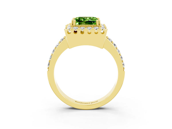Yellow gold Princess Cut Peridot Halo Ring with Pavé Band and Prong Setting