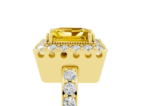 Yellow gold Princess Cut Diamond Halo Ring with Pavé Band and Prong Setting_5