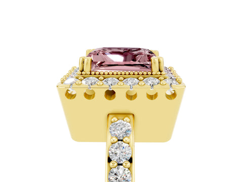 Yellow gold Princess Cut Diamond Halo Ring with Pavé Band and Prong Setting_5