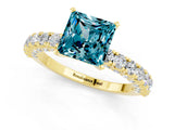 Yellow gold Princess Cut Diamond Pavé Band Solitaire Ring with Prong Setting_1