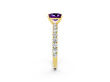 Yellow gold Princess Cut Diamond Pavé Band Solitaire Ring with Prong Setting_2