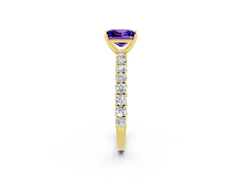 Yellow gold Princess Cut Diamond Pavé Band Solitaire Ring with Prong Setting_2