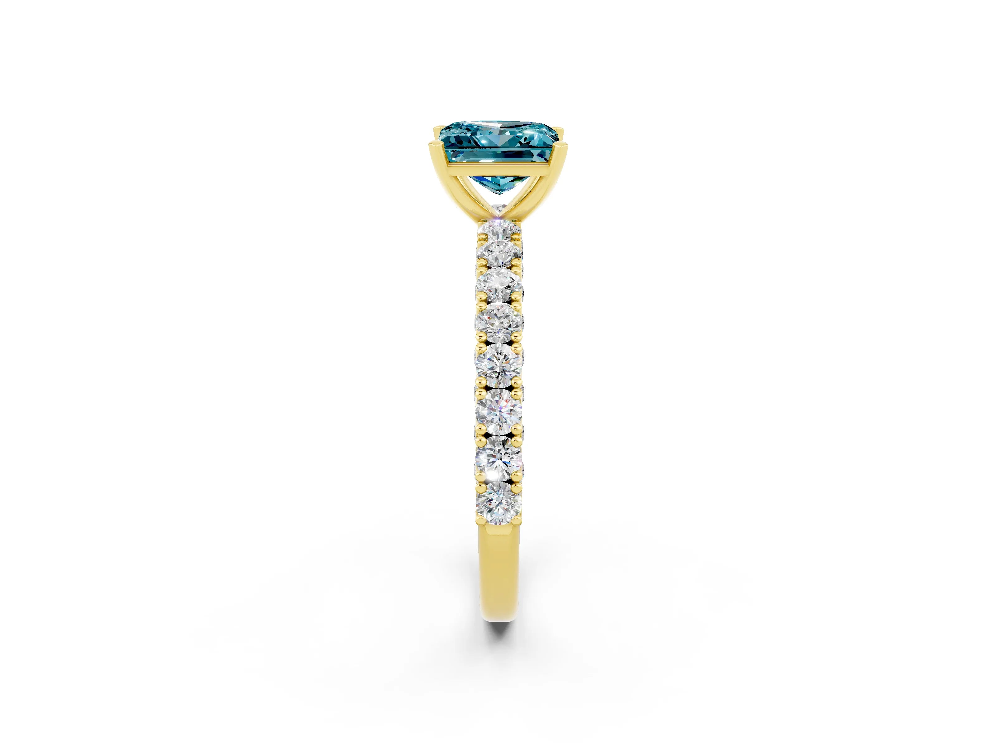 Yellow gold Princess Cut Diamond Pavé Band Solitaire Ring with Prong Setting_2