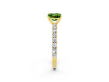 Yellow gold Princess Cut Diamond Pavé Band Solitaire Ring with Prong Setting_2