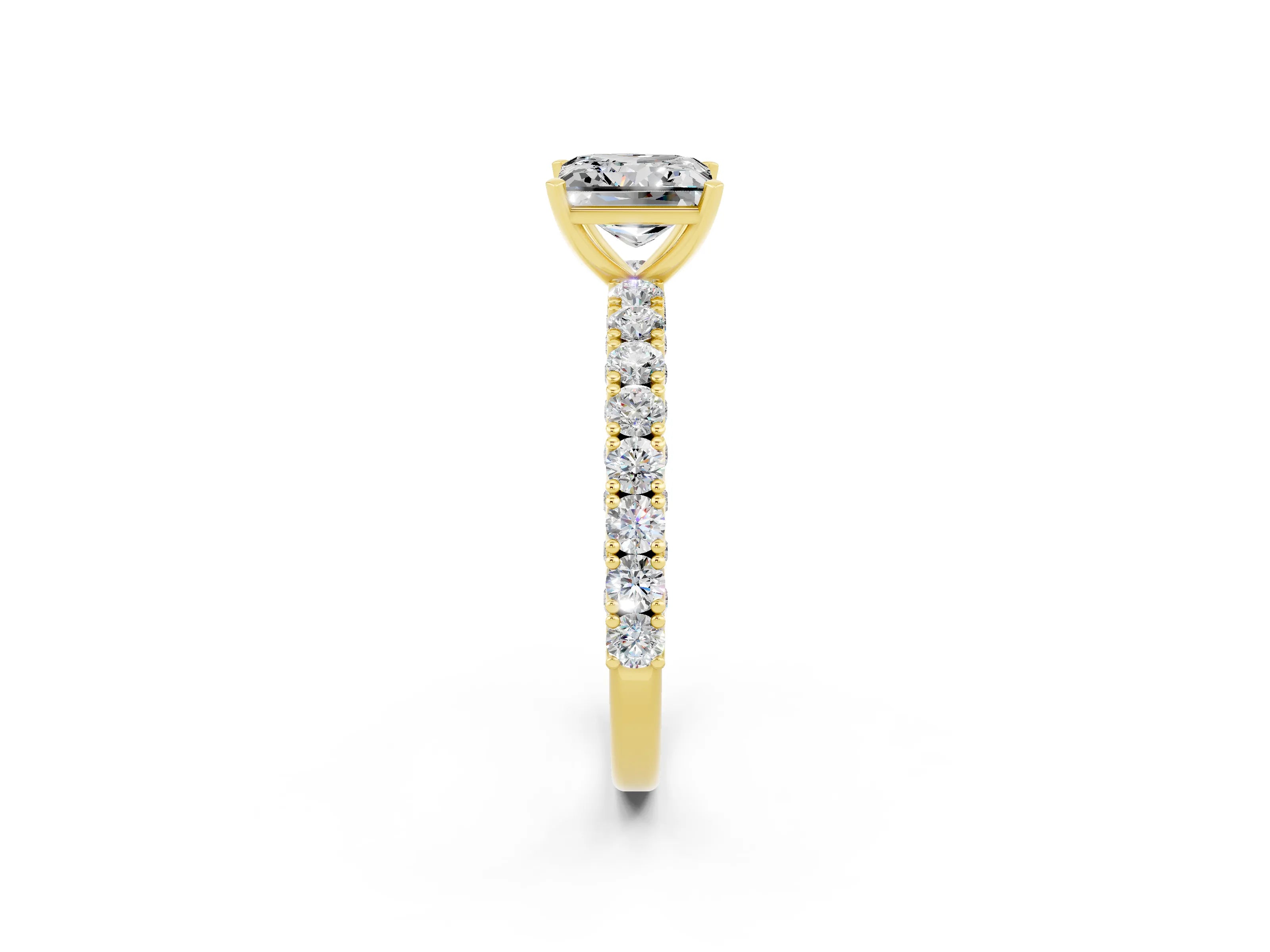 Yellow gold Princess Cut Diamond Pavé Band Solitaire Ring with Prong Setting_2