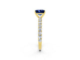 Yellow gold Princess Cut Diamond Pavé Band Solitaire Ring with Prong Setting_2