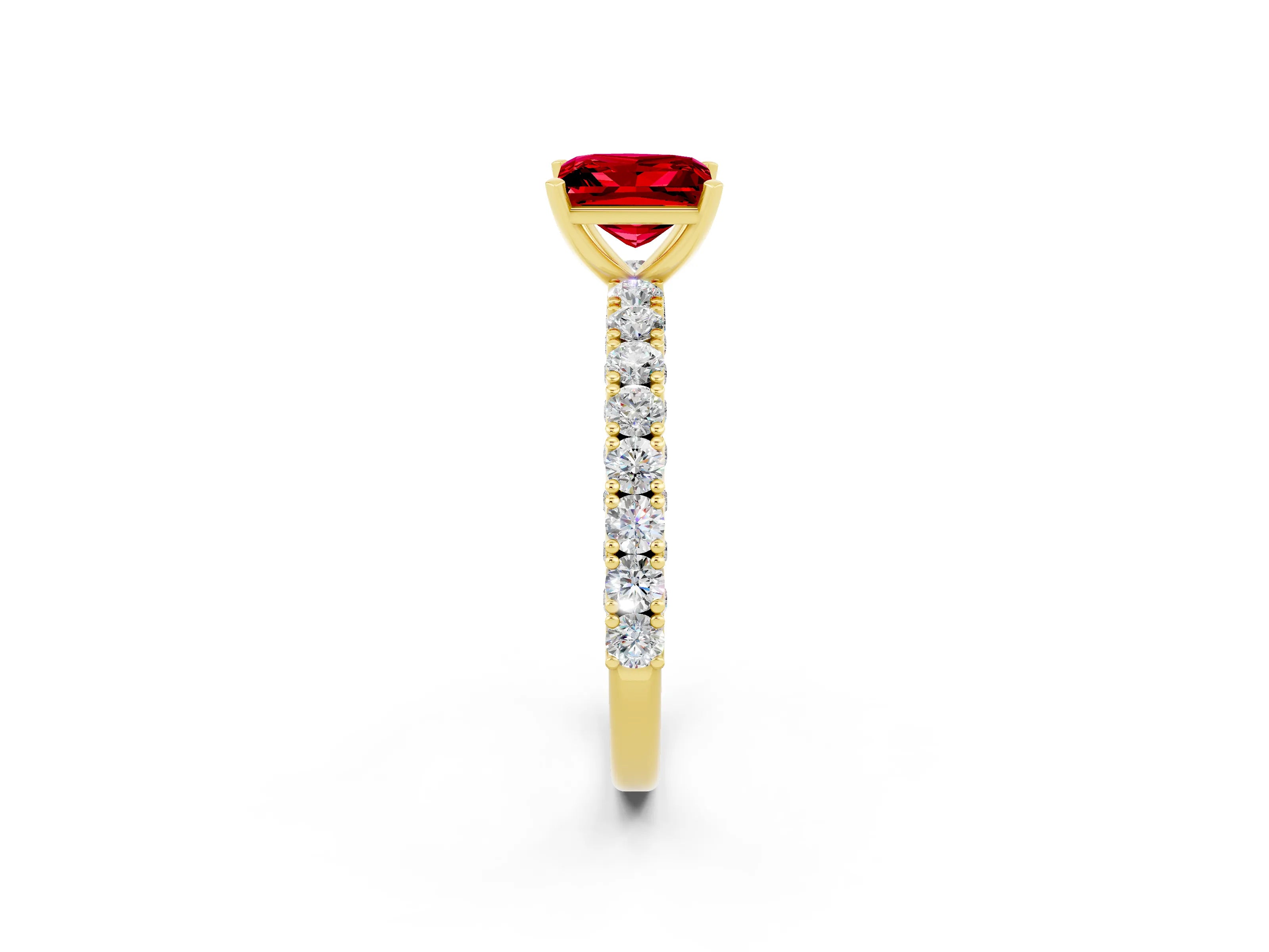 Yellow gold Princess Cut Diamond Pavé Band Solitaire Ring with Prong Setting_2