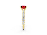 Yellow gold Princess Cut Diamond Pavé Band Solitaire Ring with Prong Setting_2