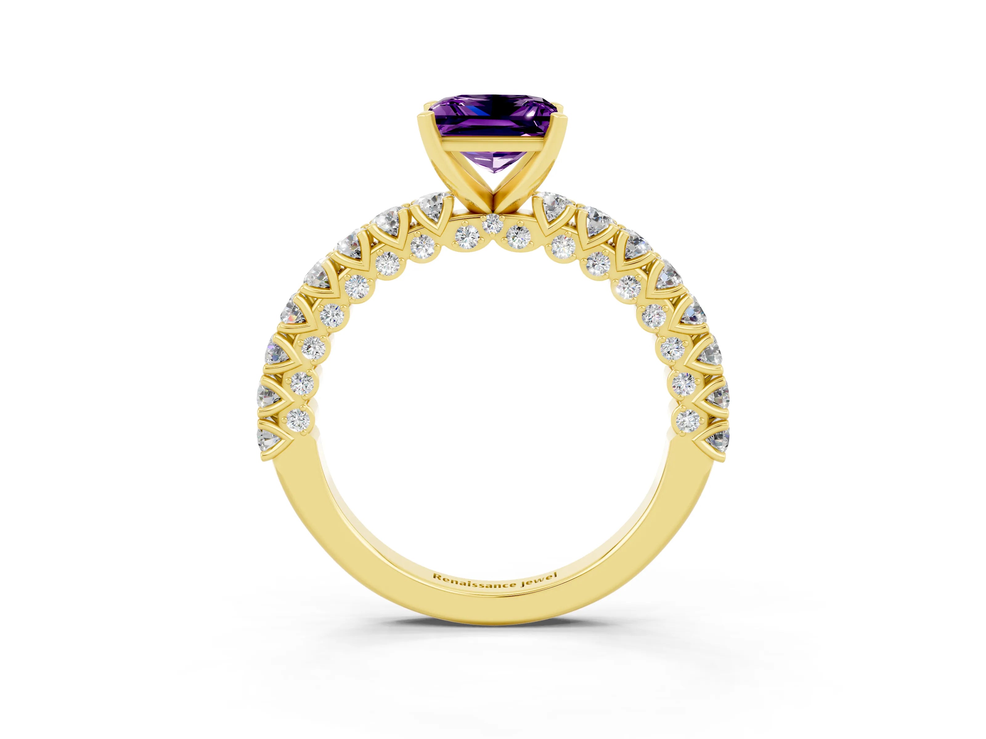 Yellow gold Princess Cut Diamond Pavé Band Solitaire Ring with Prong Setting_3