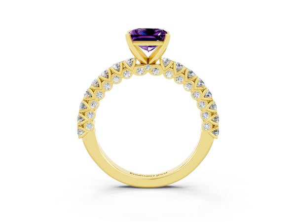 Yellow gold Princess Cut Amethyst Solitaire Ring with Round Accent Pavé Band and Prong Setting