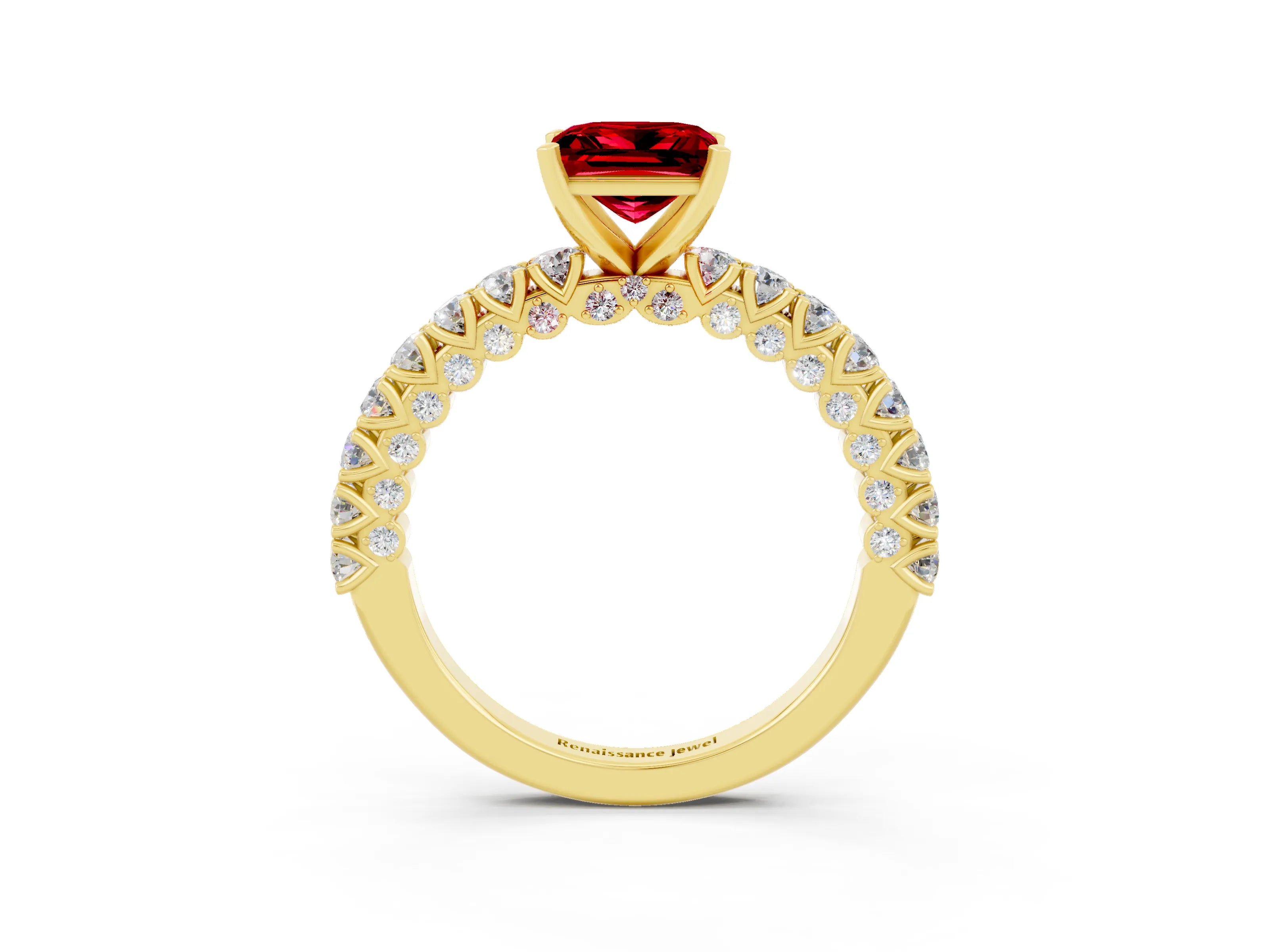 Yellow gold Princess Cut Diamond Pavé Band Solitaire Ring with Prong Setting_3