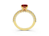 Yellow gold Princess Cut Diamond Pavé Band Solitaire Ring with Prong Setting_3