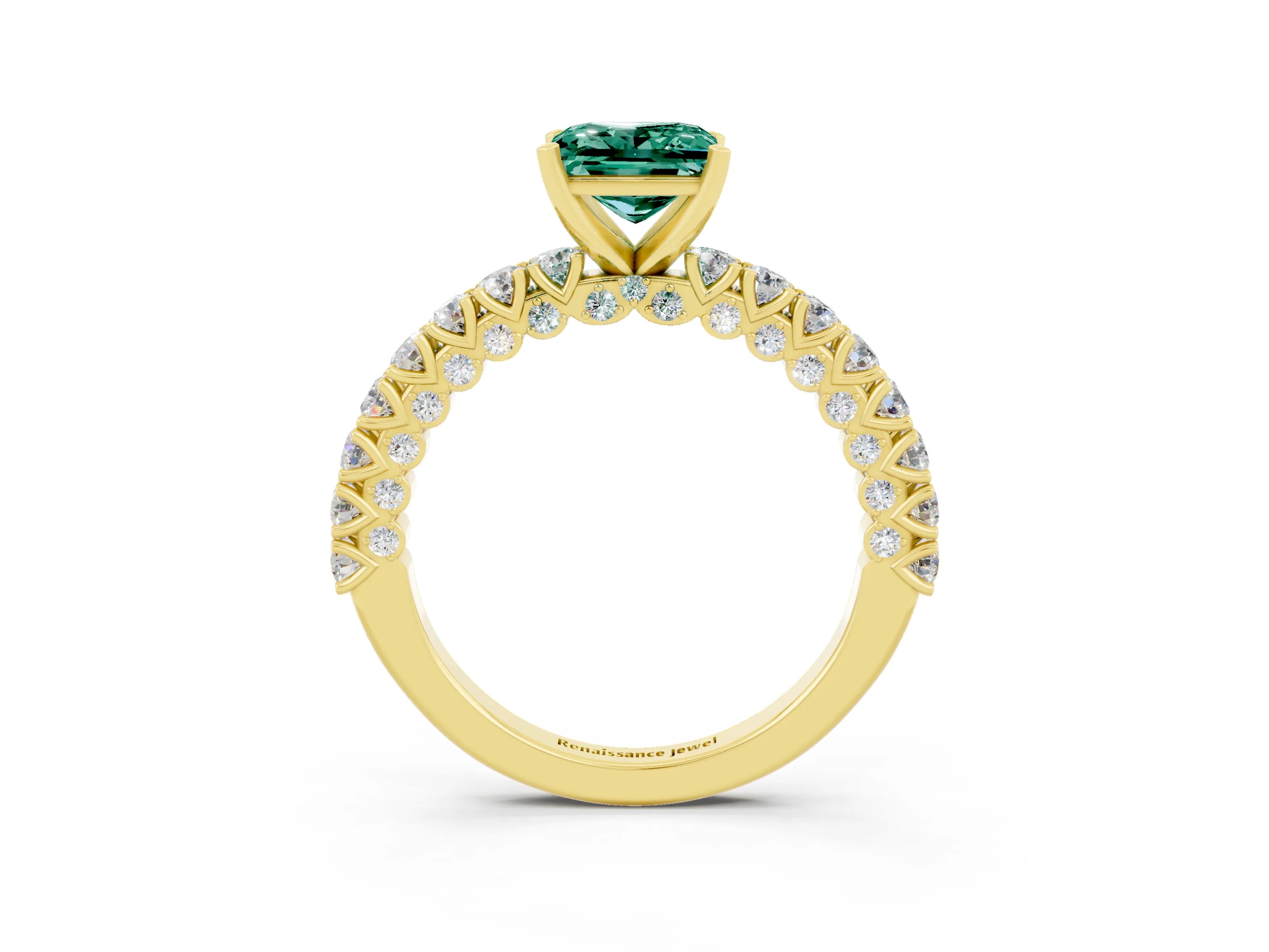 Yellow gold Princess Cut Diamond Pavé Band Solitaire Ring with Prong Setting_3