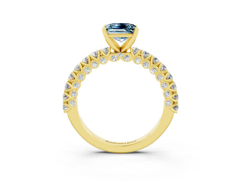 Yellow gold Princess Cut Diamond Pavé Band Solitaire Ring with Prong Setting_3