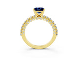 Yellow gold Princess Cut Diamond Pavé Band Solitaire Ring with Prong Setting_3