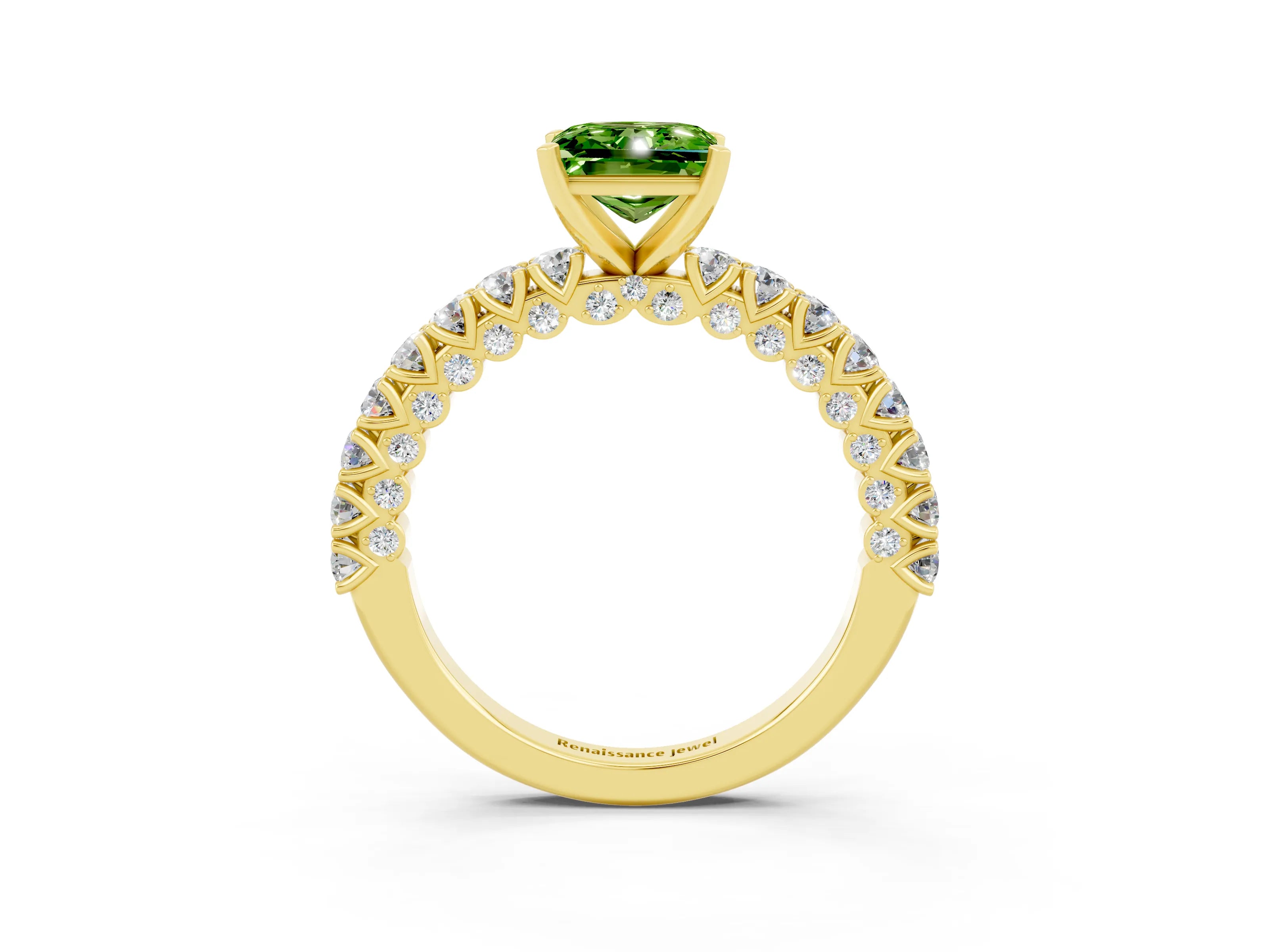Yellow gold Princess Cut Diamond Pavé Band Solitaire Ring with Prong Setting_3