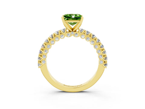 Yellow gold Princess Cut Diamond Pavé Band Solitaire Ring with Prong Setting_3