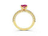 Yellow gold Princess Cut Diamond Pavé Band Solitaire Ring with Prong Setting_3