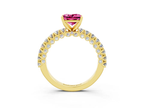 Yellow gold Princess Cut Diamond Pavé Band Solitaire Ring with Prong Setting_3