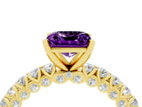 Yellow gold Princess Cut Diamond Pavé Band Solitaire Ring with Prong Setting_4
