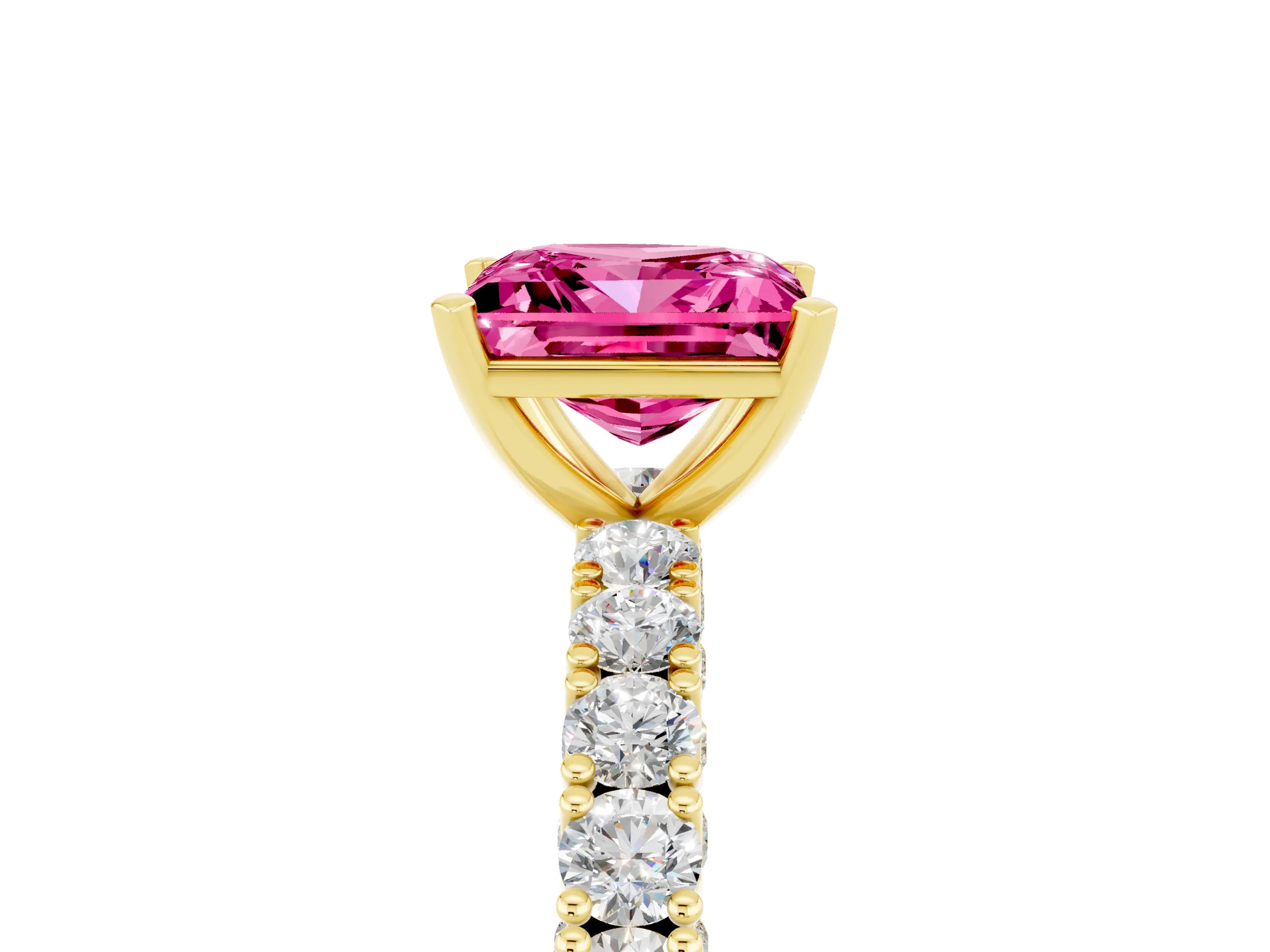Yellow gold Princess Cut Diamond Pavé Band Solitaire Ring with Prong Setting_5