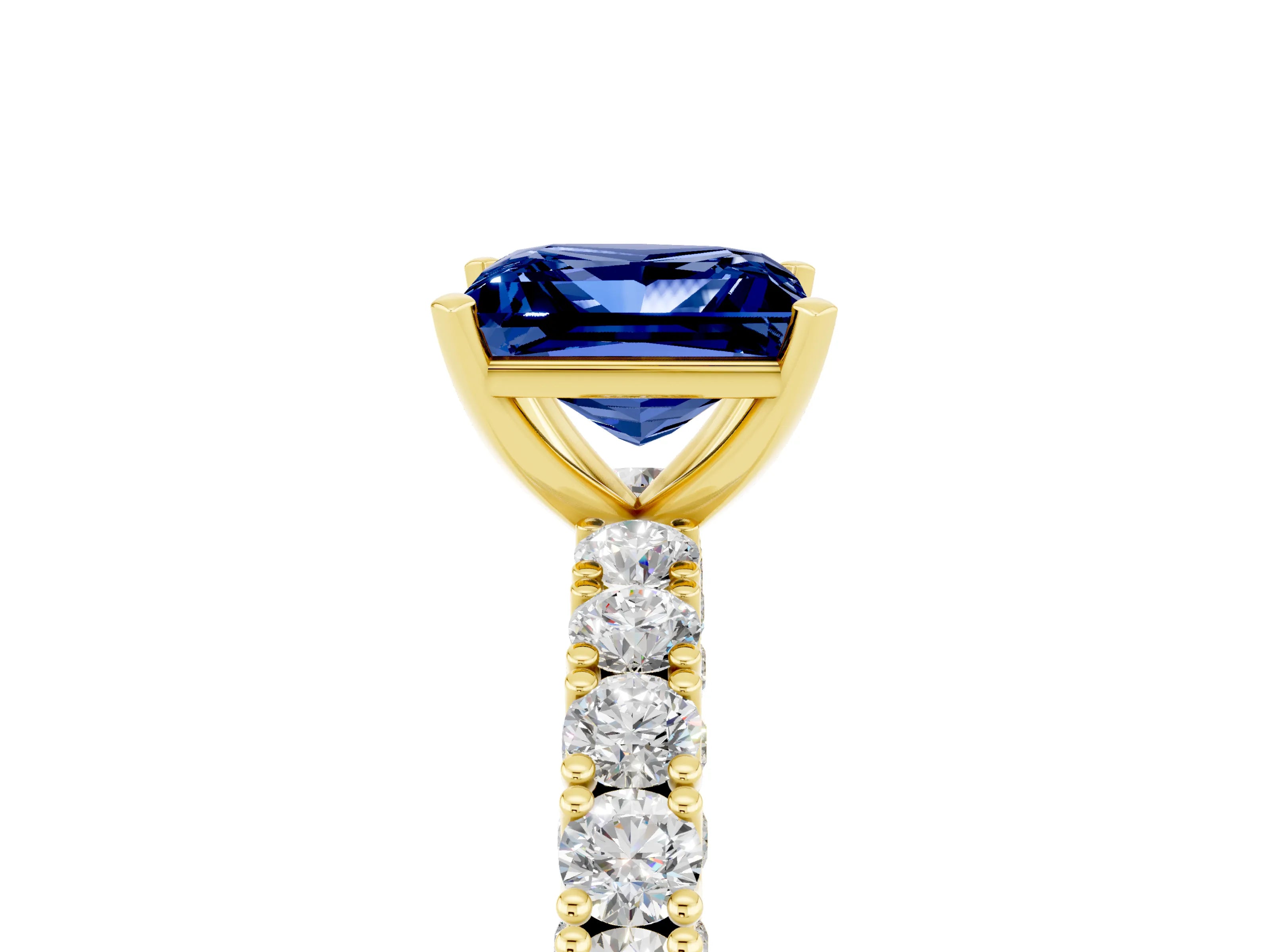 Yellow gold Princess Cut Diamond Pavé Band Solitaire Ring with Prong Setting_5