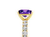 Yellow gold Princess Cut Diamond Pavé Band Solitaire Ring with Prong Setting_5