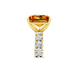 Yellow gold Princess Cut Diamond Pavé Band Solitaire Ring with Prong Setting_5