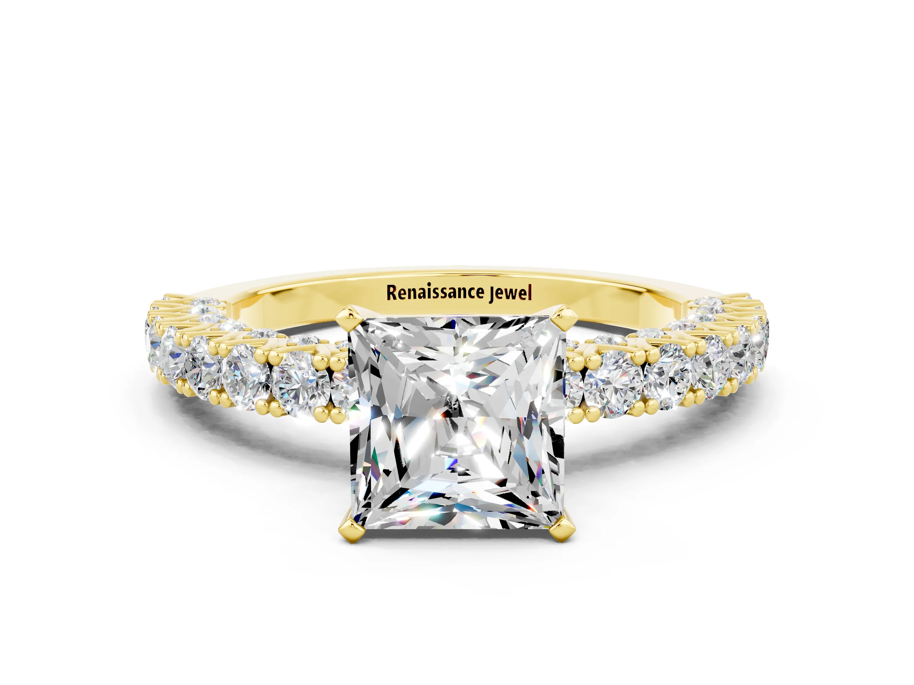 Yellow gold Princess Cut Diamond Pavé Band Solitaire Ring with Prong Setting