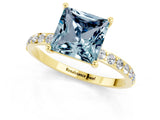 Yellow gold Princess Cut Diamond Pavé Band with Six-Prong Setting_1