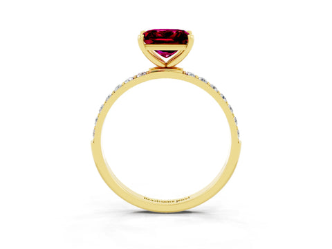 Yellow gold Princess Cut Diamond Pavé Band with Six-Prong Setting_3