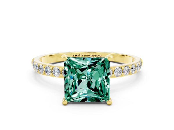 Yellow gold Princess Cut Green Sapphire Solitaire Ring with Round Pavé Shoulders and Prong Setting
