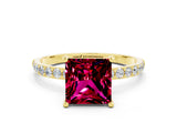 Yellow gold Princess Cut Diamond Pavé Band with Six-Prong Setting