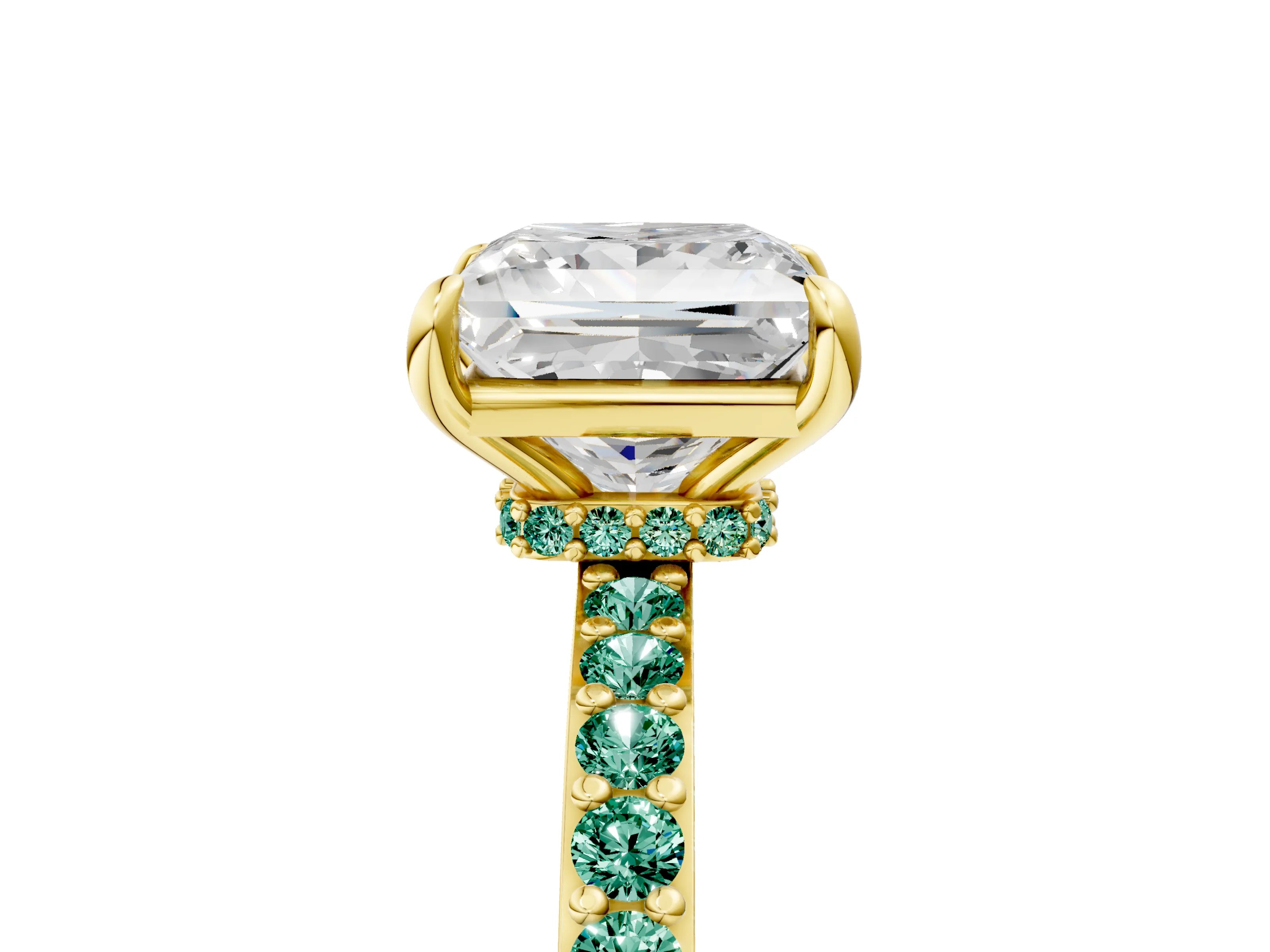 Yellow gold Princess Cut Diamond Pavé Engagement Ring with Round with Green Sapphire side stone Accents and Prong Setting_5
