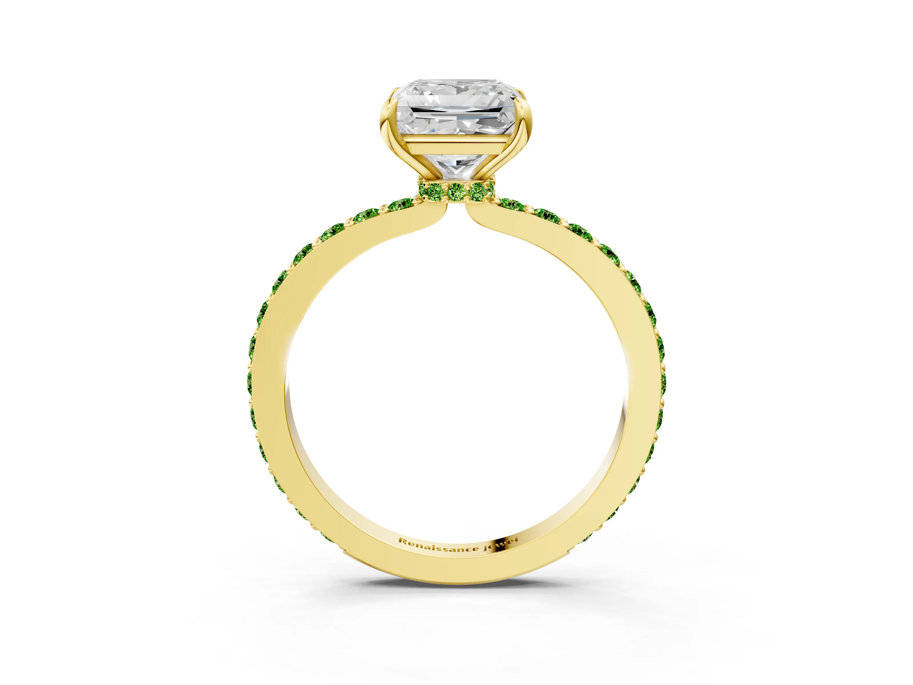 Yellow gold Princess Cut Diamond Pavé Engagement Ring with Round with Peridot side stone Accents and Prong Setting_3