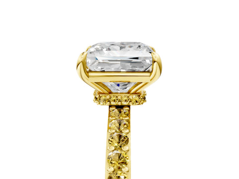 Yellow gold Princess Cut Diamond Pavé Engagement Ring with Round with Yellow Sapphire side stone Accents and Prong Setting_5
