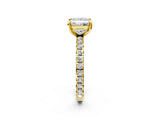 Yellow gold Princess Cut Diamond Pavé Solitaire Ring with Round Band and Prong Setting_14