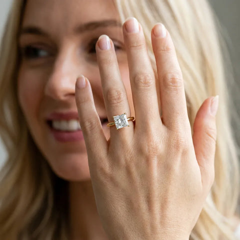 10K Yellow Gold 1.04 Carat E VS1 Princess Diamond Solitaire Engagement Ring with Classic Band and Four-Prong Setting
