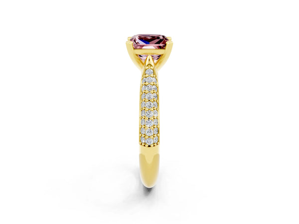 Yellow gold Princess Cut Diamond Solitaire Engagement Ring with Pavé Band and Four-Prong Setting