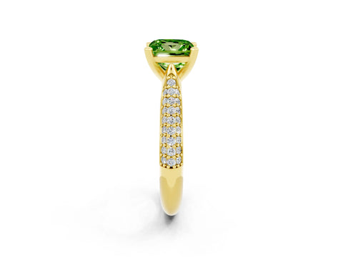 Yellow gold Princess Cut Diamond Solitaire Engagement Ring with Pavé Band and Four-Prong Setting_2